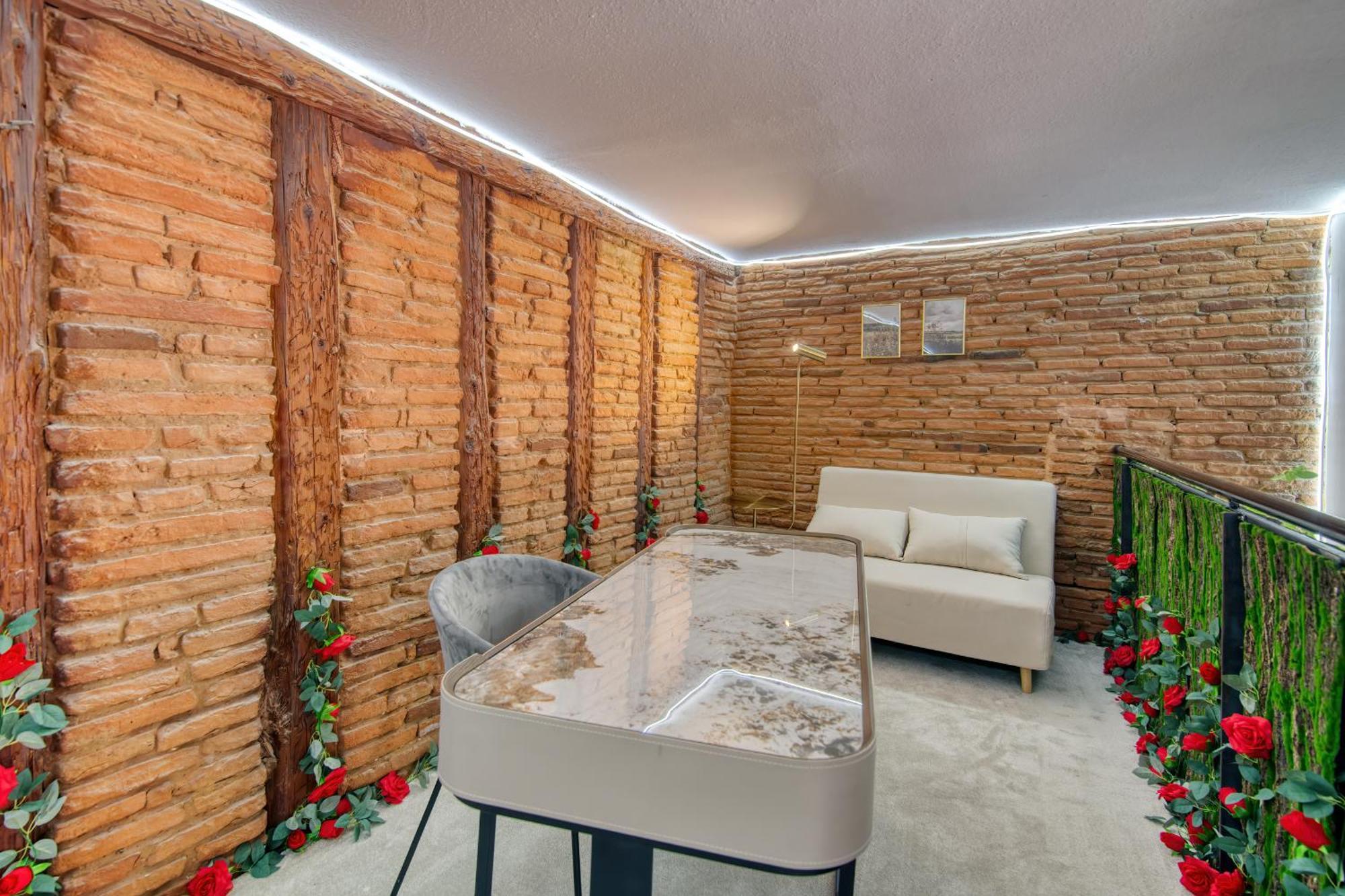Appartement Luxueux Et Fleuri A Toulouse, Capitole المظهر الخارجي الصورة